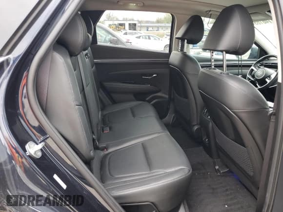 ✅ 2022 Hyundai Tucson Limited • VIN: KM8JFDA22NU035810 • Lot: 52146165. Wystawiony na Copart z przebiegiem 33 194 mil. Bezpłatny archiwum sprzedaży aukcyjnych z USA i szczegółowy raport historii pojazdu na DreamBid. Zdjęcie 11.