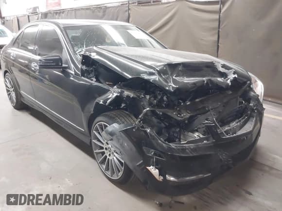 ✅ 2014 Mercedes-Benz C 250 Sport • VIN: WDDGF4HB9EA954859 • Lot: 42027885. Listed on IAAI with 64,223 mi. Free auction sales archive from the USA and detailed vehicle history report at DreamBid. Image 1.