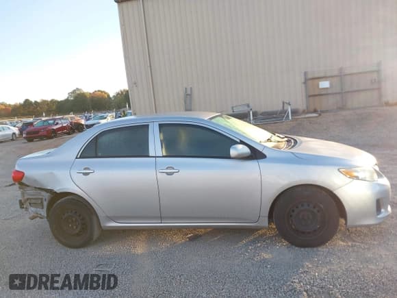 ✅ 2012 Toyota Corolla LE • VIN: 2T1BU4EE8CC883204 • Lot: 43534039. Listed on IAAI with 202,649 mi. Free auction sales archive from the USA and detailed vehicle history report at DreamBid. Image 13.
