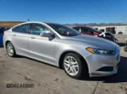 ✅ 2015 Ford Fusion SE • VIN: 3FA6P0H71FR249137 • Lot: 92880365. Wystawiony na Copart z przebiegiem 61 445 mil. Bezpłatny archiwum sprzedaży aukcyjnych z USA i szczegółowy raport historii pojazdu na DreamBid. Zdjęcie 4.