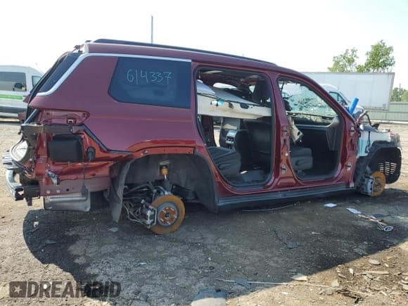 ✅ 2024 Jeep Grand Cherokee Altitude • VIN: 1C4RJKAGXR8614337 • Лот: 67958355. Опубликован ранее на Copart с пробегом Не указан. Бесплатный доступ к архиву аукционных продаж из США и подробный отчёт об истории автомобиля на DreamBid. Изображение 3.