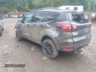 ✅ 2019 Ford Escape SE • VIN: 1FMCU9GD9KUB18019 • Lot: 43112673. Listed on IAAI with 86,449 mi. Free auction sales archive from the USA and detailed vehicle history report at DreamBid. Image 3.