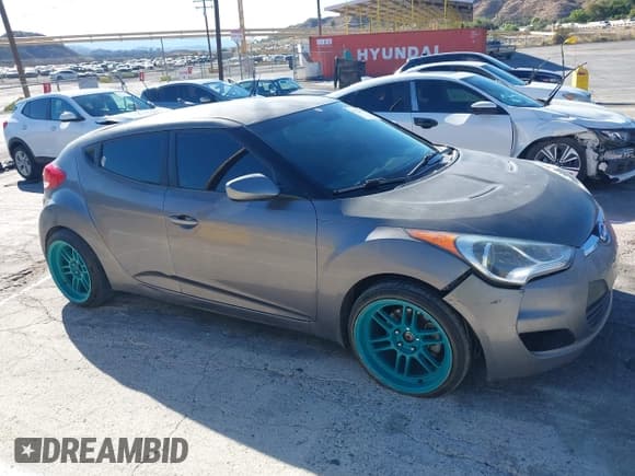 ✅ 2013 Hyundai Veloster w/Black Int • VIN: KMHTC6AD0DU087871 • Лот: 43528614. Опубликован ранее на IAAI с пробегом 132 410 миль. Бесплатный доступ к архиву аукционных продаж из США и подробный отчёт об истории автомобиля на DreamBid. Изображение 13.
