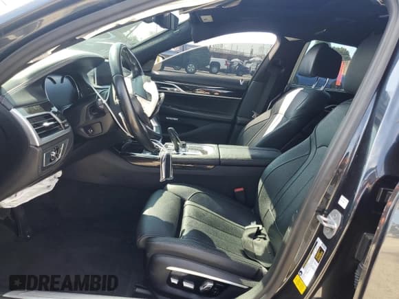 ✅ 2017 BMW 7 Series 740i • VIN: WBA7E2C38HG740803 • Lot: 81501205. Listed on Copart with Not provided. Free auction sales archive from the USA and detailed vehicle history report at DreamBid. Image 7.