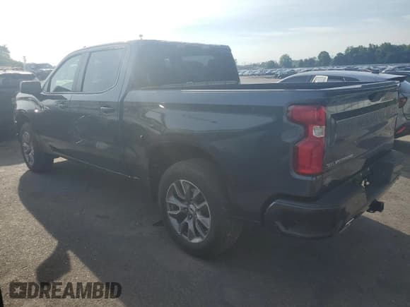 ✅ 2022 Chevrolet Silverado 1500 RST • VIN: 1GCUYEET9NZ187980 • Лот: 60910634. Опубликован ранее на Copart с пробегом 13 240 миль. Бесплатный доступ к архиву аукционных продаж из США и подробный отчёт об истории автомобиля на DreamBid. Изображение 2.