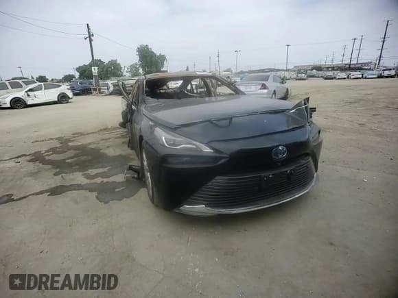 ✅ 2022 Toyota Mirai XLE • VIN: JTDAAAAA9NA007450 • Лот: 69522594. Опубликован ранее на Copart с пробегом Не указан. Бесплатный доступ к архиву аукционных продаж из США и подробный отчёт об истории автомобиля на DreamBid. Изображение 10.