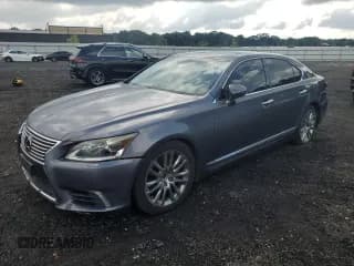 ✅ 2014 Lexus LS 460 • VIN: JTHCL5EF9E5022649 • Лот: 69789275. Опубликован ранее на Copart с пробегом 174 000 миль. Бесплатный доступ к архиву аукционных продаж из США и подробный отчёт об истории автомобиля на DreamBid. Изображение 1.
