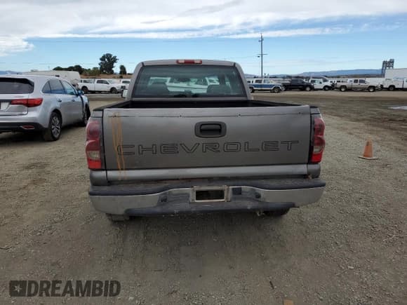 ✅ 2007 Chevrolet Silverado 1500 LT1 • VIN: 1GCEC19X97Z149788 • Lot: 76516664. Listed on Copart with 488,648 mi. Free auction sales archive from the USA and detailed vehicle history report at DreamBid. Image 6.