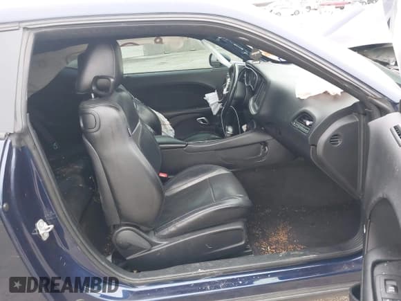 ✅ 2016 Dodge Challenger SXT Plus • VIN: 2C3CDZAG9GH354093 • Lot: 42107861. Wystawiony na IAAI z przebiegiem 131 427 mil. Bezpłatny archiwum sprzedaży aukcyjnych z USA i szczegółowy raport historii pojazdu na DreamBid. Zdjęcie 5.