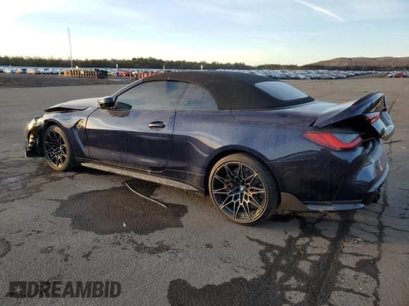 ✅ 2022 BMW M4 Competition xDrive • VIN: WBS33BA0XNCH47220 • Lot: 43039155. Listed on Copart with 17,036 mi. Free auction sales archive from the USA and detailed vehicle history report at DreamBid. Image 2.