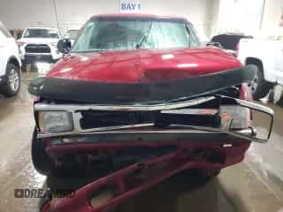 1997 Chevrolet Blazer LS z VIN 1GNDT13W8V2213716, wystawiony jako Copart lot #82782044 z przebiegiem 158 565 mil mil oraz Szkoda całkowita • Salvage title. Historia ofert i sprzedaży dostępna na DreamBid. Obrazek 5.
