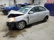 ✅ 2008 Hyundai Accent GLS • VIN: KMHCN46C98U204531 • Лот: 89265225. Опубликован ранее на Copart с пробегом 160 772 миль. Бесплатный доступ к архиву аукционных продаж из США и подробный отчёт об истории автомобиля на DreamBid. Изображение 1.