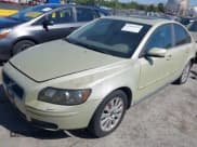 ✅ 2004 Volvo S40 • VIN: YV1MS382642024004 • Lot: 42191153. Listed on IAAI with 245,528 mi. Free auction sales archive from the USA and detailed vehicle history report at DreamBid. Image 2.
