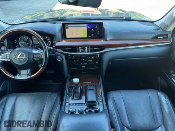 ✅ 2016 Lexus LX 570 • VIN: JTJHY7AX2G4200877 • Lot: 71738215. Wystawiony na Copart z przebiegiem 187 160 mil. Bezpłatny archiwum sprzedaży aukcyjnych z USA i szczegółowy raport historii pojazdu na DreamBid. Zdjęcie 12.