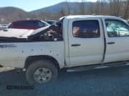 ✅ 2015 Toyota Tacoma • VIN: 5TFLU4EN1FX116529 • Lot: 41576401. Listed on IAAI with 185,909 mi. Free auction sales archive from the USA and detailed vehicle history report at DreamBid. Image 19.