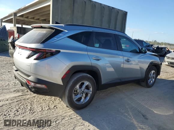 ✅ 2022 Hyundai Tucson SEL • VIN: 5NMJBCAE9NH137763 • Lot: 37283003. Wystawiony na Copart z przebiegiem 6 249 mil. Bezpłatny archiwum sprzedaży aukcyjnych z USA i szczegółowy raport historii pojazdu na DreamBid. Zdjęcie 3.
