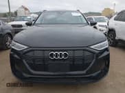 ✅ 2021 Audi e-tron Premium Plus • VIN: WA1LAAGEXMB019208 • Lot: 41725933. Listed on IAAI with 51,565 mi. Free auction sales archive from the USA and detailed vehicle history report at DreamBid. Image 12.
