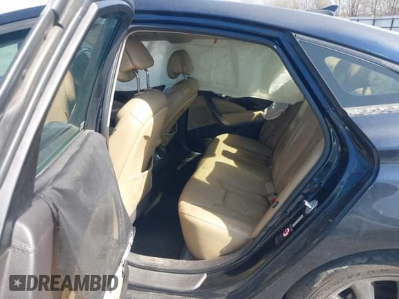 ✅ 2013 Hyundai Azera • VIN: KMHFH4JG6DA233205 • Лот: 41643389. Опубликован ранее на IAAI с пробегом 200 842 миль. Бесплатный доступ к архиву аукционных продаж из США и подробный отчёт об истории автомобиля на DreamBid. Изображение 8.