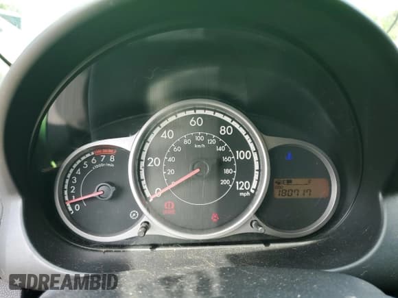 ✅ 2013 Mazda 2 Sport • VIN: JM1DE1KYXD0153602 • Лот: 71668164. Опубликован ранее на Copart с пробегом 180 717 миль. Бесплатный доступ к архиву аукционных продаж из США и подробный отчёт об истории автомобиля на DreamBid. Изображение 9.