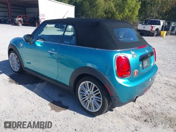 ✅ 2017 MINI Convertible Cooper • VIN: WMWWG5C36H3C99416 • Лот: 43489165. Опубликован ранее на IAAI с пробегом 87 893 миль. Бесплатный доступ к архиву аукционных продаж из США и подробный отчёт об истории автомобиля на DreamBid. Изображение 3.