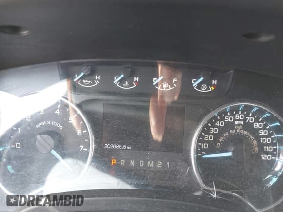 ✅ 2012 Ford F-150 XL • VIN: 1FTFX1EF5CFB82112 • Лот: 41683025. Опубликован ранее на IAAI с пробегом 202 686 миль. Бесплатный доступ к архиву аукционных продаж из США и подробный отчёт об истории автомобиля на DreamBid. Изображение 7.