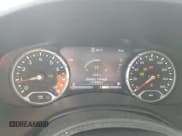 ✅ 2016 Jeep Renegade Limited • VIN: ZACCJBDT3GPD39723 • Lot: 91408505. Wystawiony na Copart z przebiegiem 147 939 mil. Bezpłatny archiwum sprzedaży aukcyjnych z USA i szczegółowy raport historii pojazdu na DreamBid. Zdjęcie 9.