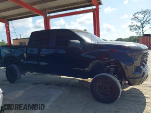 ✅ 2023 Chevrolet Silverado 1500 Custom • VIN: 3GCPABEKXPG123280 • Lot: 43063619. Wystawiony na IAAI z przebiegiem 70 772 mil. Bezpłatny archiwum sprzedaży aukcyjnych z USA i szczegółowy raport historii pojazdu na DreamBid. Zdjęcie 13.