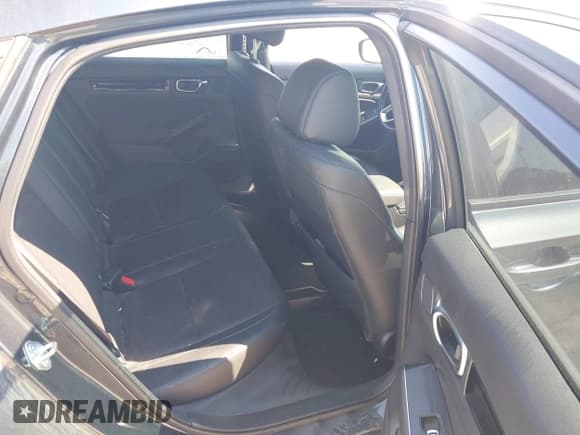 ✅ 2022 Honda Civic Sport Touring • VIN: 19XFL1H80NE006493 • Lot: 42944963. Wystawiony na IAAI z przebiegiem 75 726 mil. Bezpłatny archiwum sprzedaży aukcyjnych z USA i szczegółowy raport historii pojazdu na DreamBid. Zdjęcie 8.