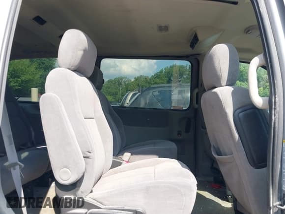 ✅ 2001 Oldsmobile Silhouette GL • VIN: 1GHDX23E31D305321 • Lot: 42970910. Listed on IAAI with 195,011 mi. Free auction sales archive from the USA and detailed vehicle history report at DreamBid. Image 8.