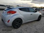 ✅ 2012 Hyundai Veloster w/Red Int • VIN: KMHTC6AD3CU022771 • Lot: 79606664. Wystawiony na Copart z przebiegiem 98 480 mil. Bezpłatny archiwum sprzedaży aukcyjnych z USA i szczegółowy raport historii pojazdu na DreamBid. Zdjęcie 3.