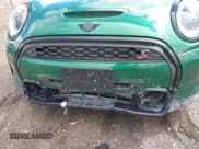 ✅ 2024 MINI Hardtop 4 Door Cooper S • VIN: WMW53DK08R2U79106 • Lot: 41819835. Wystawiony na IAAI z przebiegiem 6 612 mil. Bezpłatny archiwum sprzedaży aukcyjnych z USA i szczegółowy raport historii pojazdu na DreamBid. Zdjęcie 6.