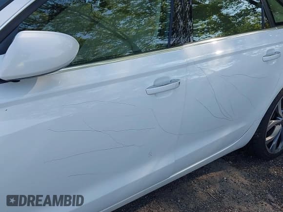 ✅ 2014 Audi A6 Premium Plus • VIN: WAUFGAFC4EN161763 • Lot: 42060821. Listed on IAAI with 105,603 mi. Free auction sales archive from the USA and detailed vehicle history report at DreamBid. Image 17.