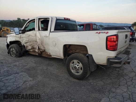 ✅ 2015 Chevrolet Silverado 2500HD LT • VIN: 1GC1KVE89FF579926 • Лот: 80276335. Опубликован ранее на Copart с пробегом 235 462 миль. Бесплатный доступ к архиву аукционных продаж из США и подробный отчёт об истории автомобиля на DreamBid. Изображение 2.