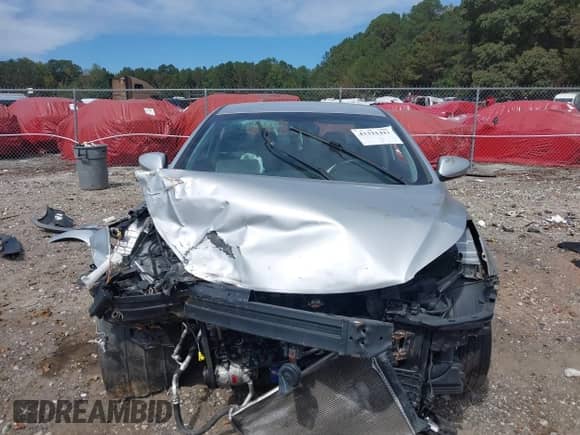 ✅ 2013 Hyundai Elantra GLS • VIN: 5NPDH4AE1DH220042 • Lot: 43321412. Wystawiony na IAAI z przebiegiem 160 000 mil mil. Skorzystaj z bezpłatnego archiwum sprzedaży aukcyjnych z USA i zobacz szczegółowy raport historii pojazdu na DreamBid. Zdjęcie 12.