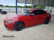 ✅ 2019 Alfa Romeo Giulia • VIN: ZARFAMAN8K7600015 • Lot: 58085745. Wystawiony na Copart z przebiegiem 101 275 mil. Bezpłatny archiwum sprzedaży aukcyjnych z USA i szczegółowy raport historii pojazdu na DreamBid. Zdjęcie 1.