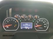 ✅ 2023 Chevrolet Silverado 2500HD • VIN: 2GC1YNE72P1731303 • Lot: 45006775. Wystawiony na Copart z przebiegiem 17 931 mil. Bezpłatny archiwum sprzedaży aukcyjnych z USA i szczegółowy raport historii pojazdu na DreamBid. Zdjęcie 9.