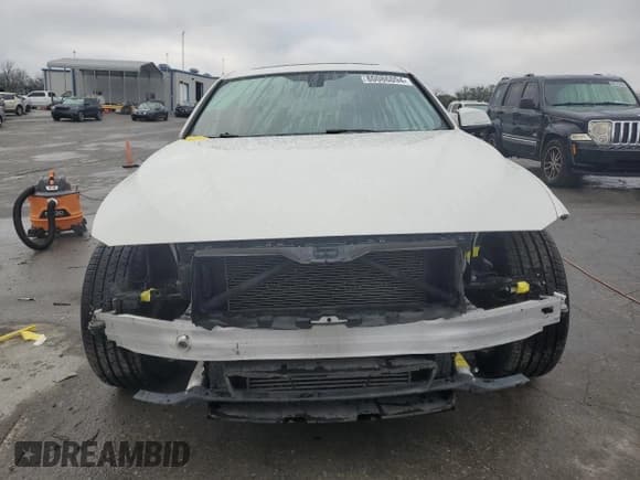 ✅ 2018 BMW 3 Series 328d • VIN: WBA8E5C52JA506771 • Lot: 80086094. Listed on Copart with 59,367 mi. Free auction sales archive from the USA and detailed vehicle history report at DreamBid. Image 5.