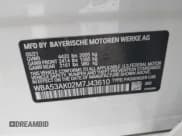 ✅ 2021 BMW 2 Series 228i • VIN: WBA53AK02M7J43610 • Lot: 43704080. Wystawiony na IAAI z przebiegiem 58 787 mil. Bezpłatny archiwum sprzedaży aukcyjnych z USA i szczegółowy raport historii pojazdu na DreamBid. Zdjęcie 9.