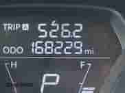 2013 Hyundai Elantra GLS z VIN KMHDH4AEXDU998342, wystawiony jako IAAI lot #43448219 z przebiegiem 168 229 mil mil oraz . Historia ofert i sprzedaży dostępna na DreamBid. Obrazek 15.