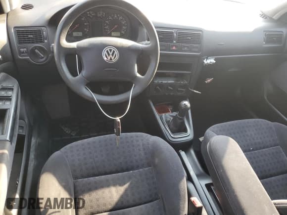 ✅ 2001 Volkswagen Golf GLS • VIN: 9BWGT61J614040714 • Лот: 47082625. Опубликован ранее на Copart с пробегом 169 985 миль. Бесплатный доступ к архиву аукционных продаж из США и подробный отчёт об истории автомобиля на DreamBid. Изображение 8.