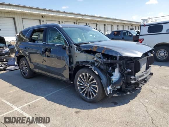 2025 Hyundai Palisade Calligraphy with VIN KM8R74GE9SU869943, listed as a Copart auction lot 54601985 with 4,207 mi miles and Salvage title. Bid and sale history available at DreamBid. Image 4.