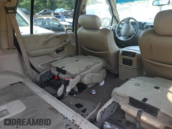 ✅ 2001 Ford Expedition Eddie Bauer • VIN: 1FMPU18L71LB72531 • Lot: 66320145. Wystawiony na Copart z przebiegiem Nie podano. Bezpłatny archiwum sprzedaży aukcyjnych z USA i szczegółowy raport historii pojazdu na DreamBid. Zdjęcie 11.