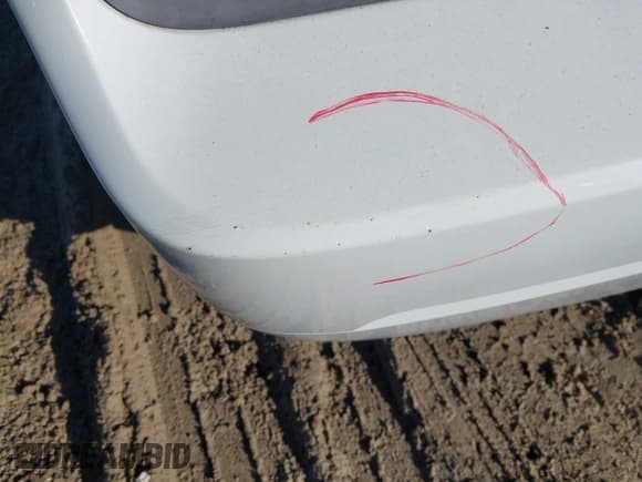 ✅ 2013 Dodge Challenger SXT • VIN: 2C3CDYAGXDH674738 • Lot: 41632880. Wystawiony na IAAI z przebiegiem 131 339 mil. Bezpłatny archiwum sprzedaży aukcyjnych z USA i szczegółowy raport historii pojazdu na DreamBid. Zdjęcie 18.