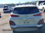 ✅ 2021 Hyundai Kona Limited • VIN: KM8K33A50MU618067 • Лот: 43711190. Опубликован ранее на IAAI с пробегом 51 022 миль. Бесплатный доступ к архиву аукционных продаж из США и подробный отчёт об истории автомобиля на DreamBid. Изображение 17.