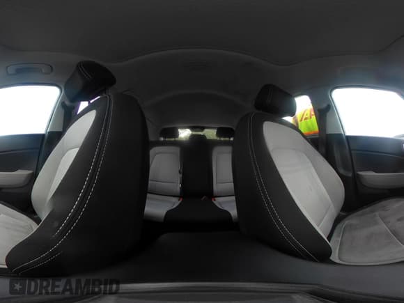 ✅ 2023 Hyundai Venue SEL • VIN: KMHRC8A3XPU232660 • Lot: 42135297. Listed on IAAI with 29,858 mi. Free auction sales archive from the USA and detailed vehicle history report at DreamBid. Image 20.