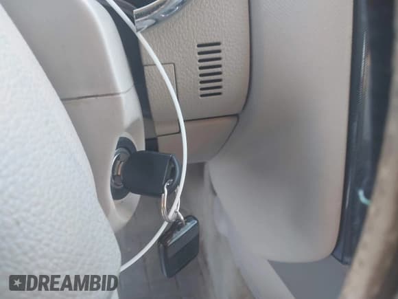 ✅ 2006 Ford Explorer XLT • VIN: 1FMEU63E66ZA02002 • Lot: 43440915. Listed on IAAI with 183,296 mi. Free auction sales archive from the USA and detailed vehicle history report at DreamBid. Image 11.