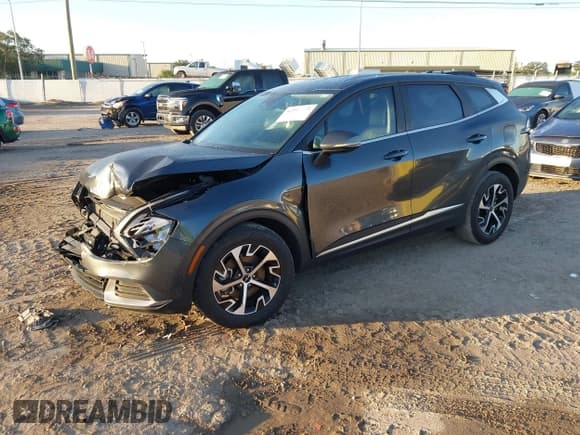 ✅ 2023 Kia Sportage EX • VIN: KNDPV3AF4P7170139 • Lot: 42993979. Listed on IAAI with 36,547 mi. Free auction sales archive from the USA and detailed vehicle history report at DreamBid. Image 2.