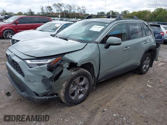 ✅ 2022 Toyota RAV4 Hybrid XLE • VIN: 4T3RWRFV4NU059049 • Lot: 43574599. Wystawiony na IAAI z przebiegiem 48 221 mil. Bezpłatny archiwum sprzedaży aukcyjnych z USA i szczegółowy raport historii pojazdu na DreamBid. Zdjęcie 2.