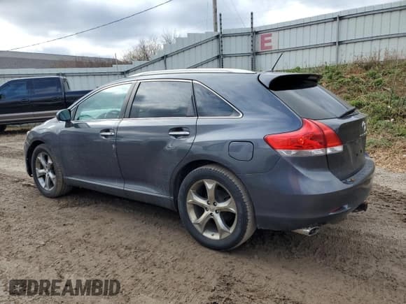 ✅ 2010 Toyota Venza • VIN: 4T3BK3BB0AU033497 • Lot: 91368365. Listed on Copart with 269,097 mi. Free auction sales archive from the USA and detailed vehicle history report at DreamBid. Image 2.