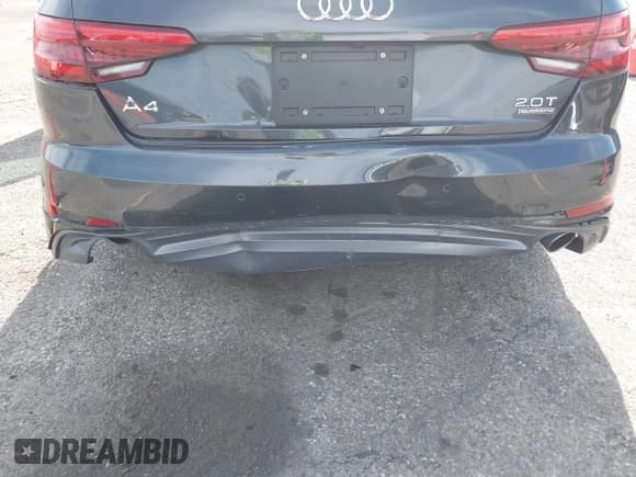 ✅ 2017 Audi A4 Prestige • VIN: WAUFNAF43HN059423 • Lot: 41773342. Listed on IAAI with 100,358 mi. Free auction sales archive from the USA and detailed vehicle history report at DreamBid. Image 6.